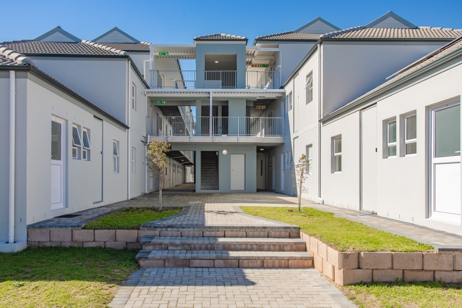To Let 2 Bedroom Property for Rent in Honeydew Country Estate Western Cape